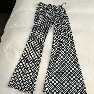 Flare fitting pants